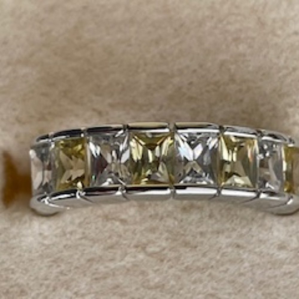 Vintage Suzanne Somers ring with clear and light yellow stones